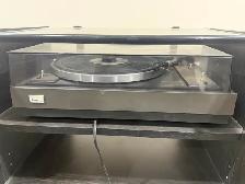 stero stand with turn table