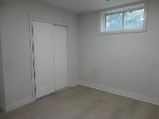 One bedroom basement apartment - Photo 3