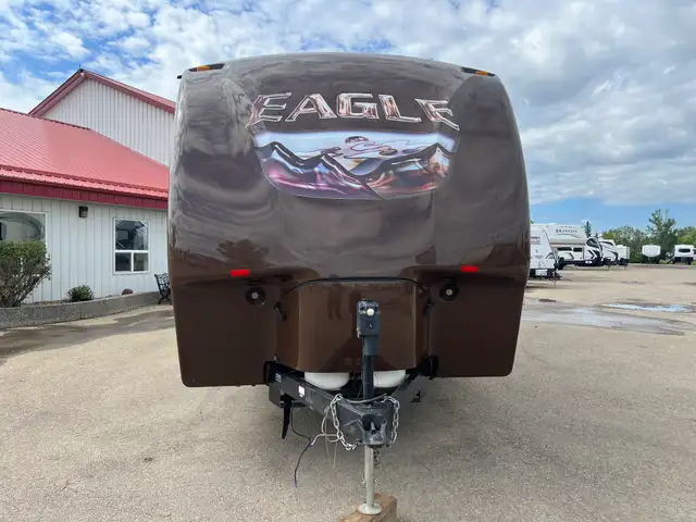 2015 Eagle 318 Rets