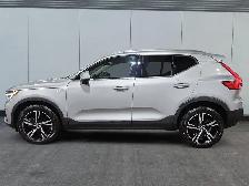 Volvo XC40 PLUS BRIGHT THEME