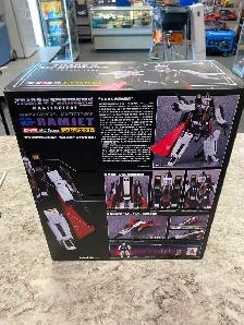 Takara Transformers Masterpiece Ramjet Figure @ Cashopolis - Photo 2