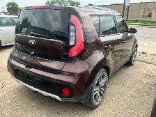 2018 Kia Soul ~leather, SAFETIED - Photo 4