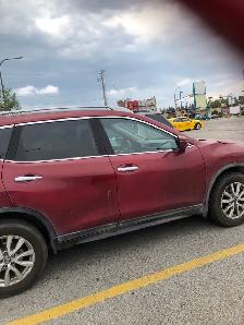 Nissan2020 rogue suv( four wheels drive ) - Photo 2