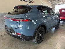 2024 Dodge Hornet Hornet R/T .. Hybrid / AWD / 0 Accident - Photo 3