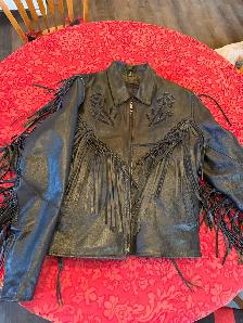 Women’s Leather Riding Gear - Photo 4
