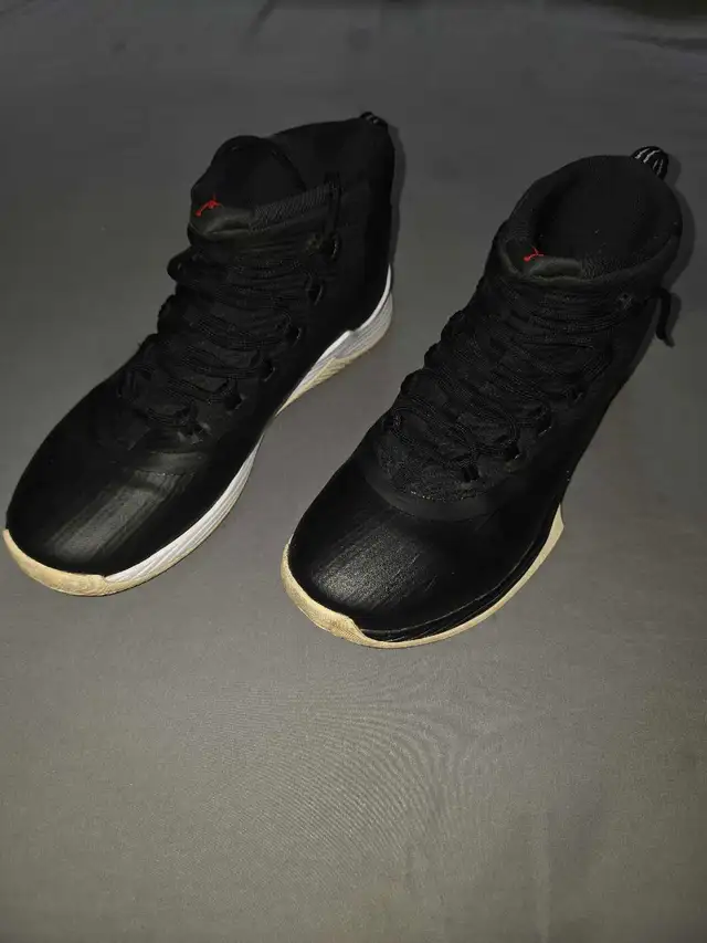 Jordan 897998-011 Basketball Shoes