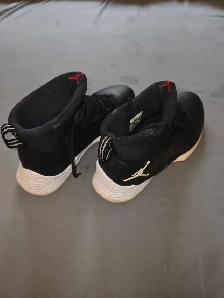 Jordan 897998-011 Basketball Shoes - Photo 3
