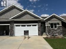 Premium New Duplex Bungalow- Lacombe - Photo 9
