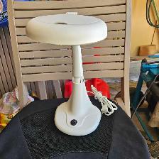 Magnifier Lamp - Photo 2