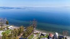 Gorgeous Waterfront Property - Photo 9