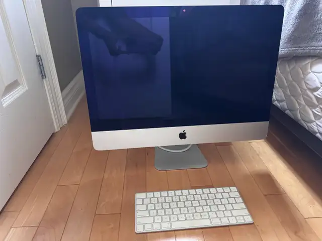 Apple iMac 27" Desktop Computer