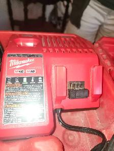 Milwaukee Power Drill - Photo 7