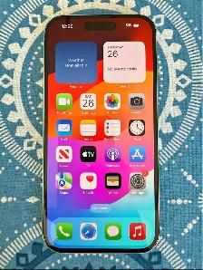 iPhone 15 green 100% battery - Photo 3