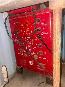 Antique blacksmith shop forge, welder, post drill - Photo 7