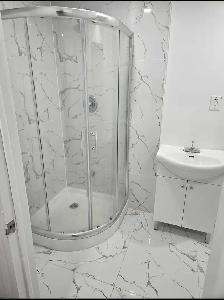 Private rooms is Available near Square One. - Photo 8