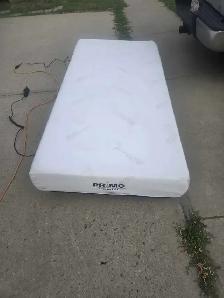 Electric motorized bed frame - Photo 2