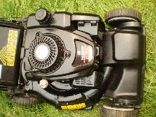 Yard Machine  21inch Self-Propelled gas   Lawnmower. - Photo 2