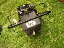 Yard Machine  21inch Self-Propelled gas   Lawnmower. - Photo 5