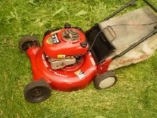CRAFTSMAN  21 inch   push  gas   Lawnmower. - Photo 4
