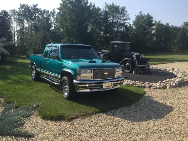 1994 Chevy Z-71 Heavy 1/2 Ton Truck