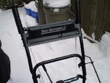 Yard Machine 28inch gas Snowblower 2 Stage - Photo 2