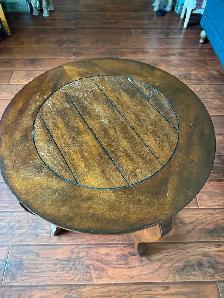 Set of round end tables with matching coffee table - Photo 3
