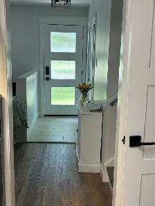 3 Bedroom Single Family House with Fenced Backyard for Rent - Photo 2