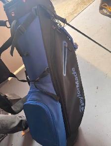 Taylor made golf bag