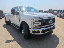 2025 Ford F-350 Lariat 6.7L Diesel/Touch Nav/Camera/8'2 Box - Photo 5