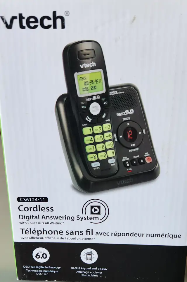 VTech Cordless Phone with Digital Answering System (CS6124-11)
