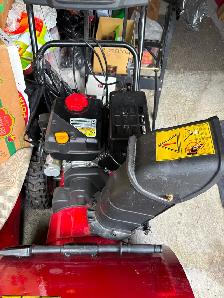 Craftsman Electric Start Snowblower. Excellent condition used 2x - Photo 3