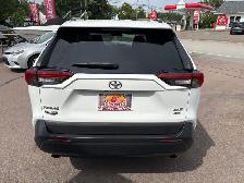 2020 Toyota RAV4 - Photo 4