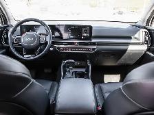 2025 Kia Sorento EX The Ultimate Modern 3-Row, High Style, High - Photo 27