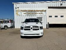 2016 Ram 1500 Sport Crew Cab SWB Crew Cab 5.7L V8 Command Start - Photo 2