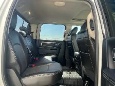2016 Ram 1500 Sport Crew Cab SWB Crew Cab 5.7L V8 Command Start - Photo 14