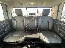 2016 Ram 1500 Sport Crew Cab SWB Crew Cab 5.7L V8 Command Start - Photo 16