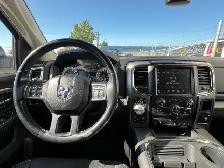 2016 Ram 1500 Sport Crew Cab SWB Crew Cab 5.7L V8 Command Start - Photo 20