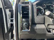 2016 Ram 1500 Sport Crew Cab SWB Crew Cab 5.7L V8 Command Start - Photo 23