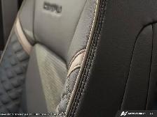 2026 GMC Canyon Denali - Photo 20