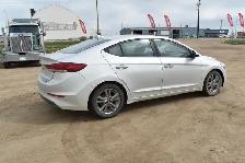 2018 Hyundai Elantra SEL - Photo 3