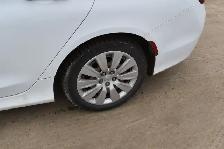 2015 Chrysler 200 LX - Photo 31