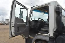 2010 International CF500 City Star - Photo 6