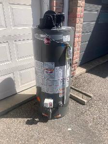 WATER HEATER- GAS - GREAT CONDITION - Photo 2