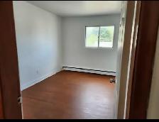 $2000 - 3 Bedrooms apartment for rent - Photo 6