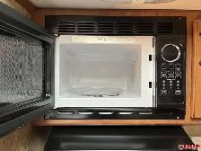 2013 GULFSTREAM KINGSPORT 32TBHT Travel Trailer - Photo 9