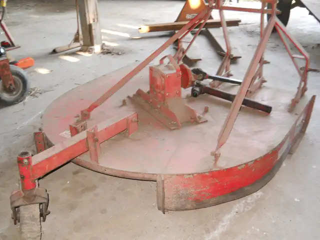 Heavy duty brush cutter