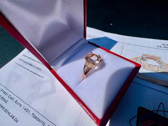 #863 - 10kt Rose Gold, Morganite & Diamond Ring Size 7