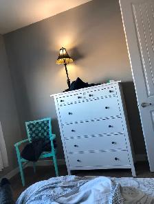 Airdrie-Furnished Room Executive Home