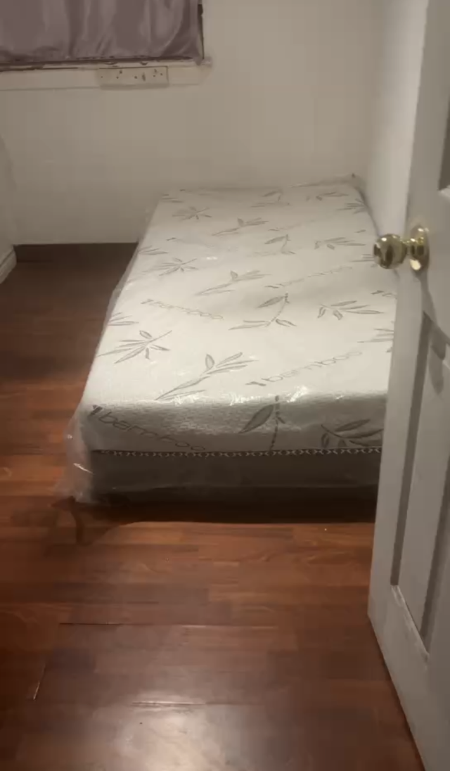 Room for Rent - 263 Spadina Ave, Toronto