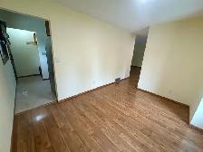 4.5 Bed 2 Bath House For Rent In Richmond West - Photo 5